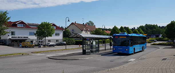 Buss vid Bollebygds busstation.